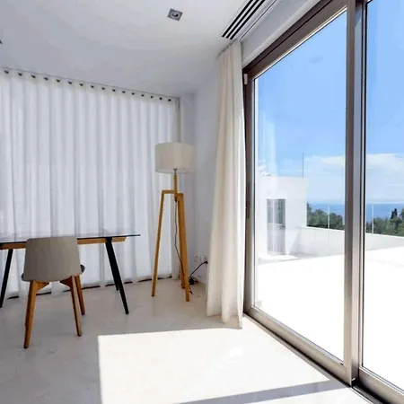 Bellaview Cap Martinet Villa
